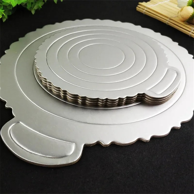 Axya Gold Cake Boards Set for Elegant Displays and Baking