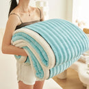 Axyaa 350g Full Extinction Wave Jacquard Blanket - Thick Coral Fleece Winter Blanket