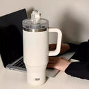Axyaa Stainless Steel Vacuum Tumbler with Straw and Handle
