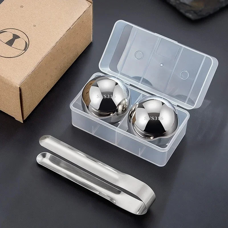 Axyaa Stainless Steel Round Hockey Ice Clip Set for Whiskey Beer Cooler Bars