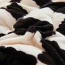 Axyaa Checkerboard Winter Blanket – Super Thick & Warm Soft Fluffy Cashmere Comforter