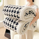 Axyaa Houndstooth Jacquard Fleece Blanket: Cozy Sofa Bed Throw for Spring & Autumn
