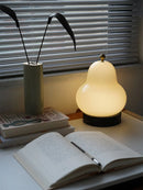 Axyaa Vintage French Cream Style Table Lamp