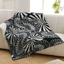 Axyaa Nordic Winter Fleece Sofa Blanket - Thick & Warm Bedside Flag
