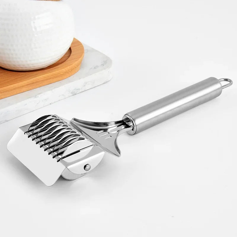 Axyaa Stainless Steel Pasta Maker Noodles Cutter Crusher Kitchen Gadget