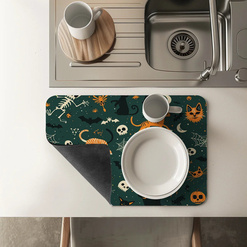 Axyaa Halloween Square Drain Pad: Absorbent & Anti-slip Dry Mat for Dishes, Cups, & More
