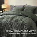 Axyaa Velvet Quilt Bedding Set King Size Luxurious Lightweight Comforter Coverlet