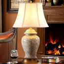 Axyaa European Retro Ceramic Table Lamp in Wedding Red