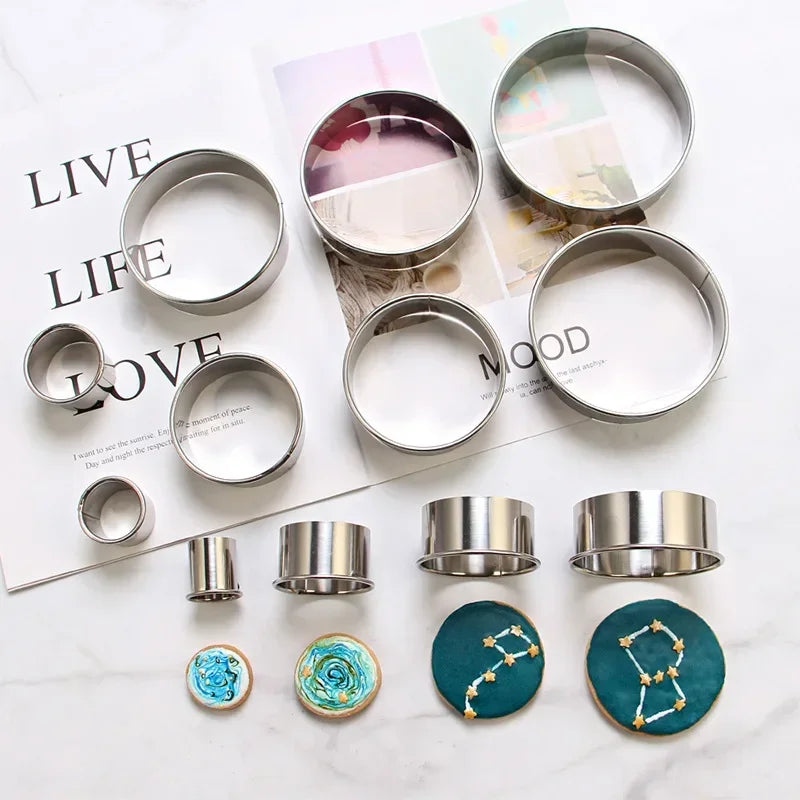 Axyaa Stainless Steel Round Cake Mould Set - DIY Kitchen Baking Tools