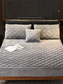 Axyaa Plush Quilted Mattress Cover | Soft & Warm Bed Fitted Sheet | Queen King Size