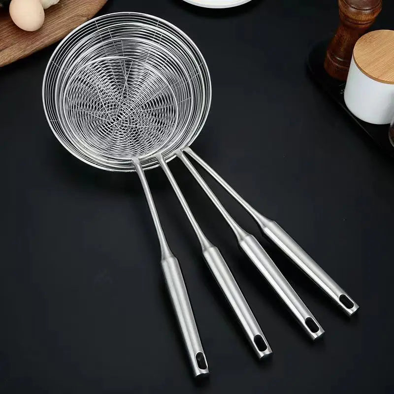 Axyaa Stainless Steel Mesh Colander Skimmer for Kitchen Strainer and Cooking