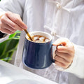 Axyaa European Style Gold Ceramic Coffee Mug with Lid and Spoon