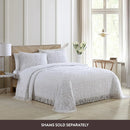Axyaa Chenille King Bedspread in White