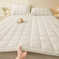 Axyaa Skin-Friendly Abraded Mattress, All Season Bed Mattress, Solid Color Grid