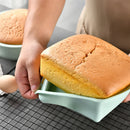 Silicone Square Cake Plate - Axyaa Non-Stick Brownie Pot with Anti-Slip Handle