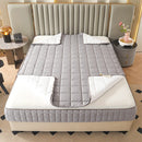 Axyaa Quilted Mattress Protector Cover with Zipper Closure - Luxury Soft Bed Sheet