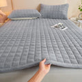 Axyaa Velvet Mattress Topper Blue Mattress - Quilted Thickened Skin-friendly Bed Linen