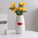 Axyaa Red Lips Ceramic Vase: Branded Desk Decoration for Floral Arrangement