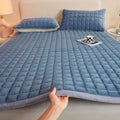 Axyaa Velvet Mattress Topper Blue Mattress - Quilted Thickened Skin-friendly Bed Linen