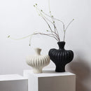 Axyaa Fringe Vase: Irregular Heterophore Floral Arrangement Porcelain Ornament