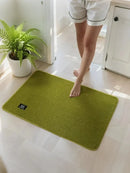 Axyaa Super Soft Fluffy Bathroom Rug Ultra Absorbent Non-Slip Plush Shower Carpet