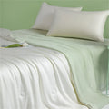 Axyaa Silky Cooling Comforter: Soft Lightweight Blanket for Summer
