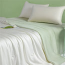 Axyaa Silky Cooling Comforter: Soft Lightweight Blanket for Summer