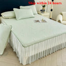 Axyaa Cartoon Jacquard Ice Doudou Soft Mat Three-piece Set