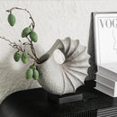 Axyaa Resin Conch Shell Vase Sculpture for Home Decoration