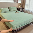 Axyaa Milk Velvet Fitted Sheet 160x200, Extra Warm, Elastic Band, Solid Color