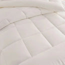 Axyaa Luxury Velvet Quilt - Super Warm & Extra Large Blanket