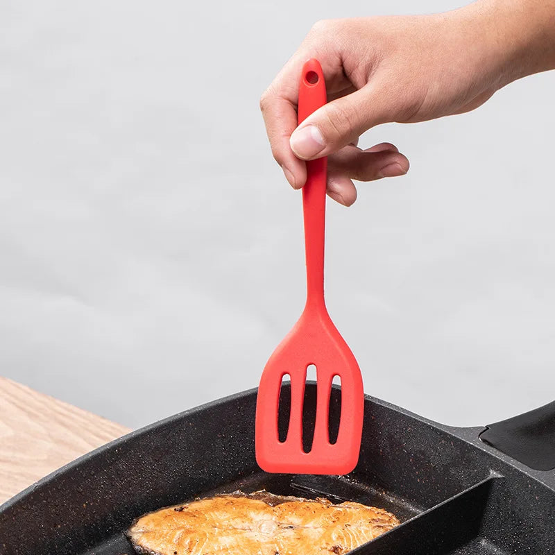 Axyaa Silicone Frying Spatula for Home Cooking