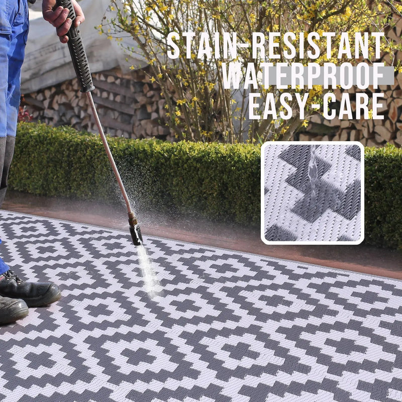 Axyaa Reversible Outdoor Waterproof Straw Patio Rug for Indoor Outdoor Use