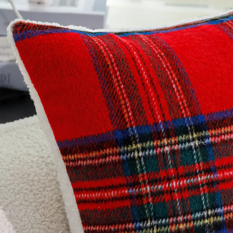 Axyaa Christmas Plaid Cushion Cover - Retro Red/Green 45x45cm
