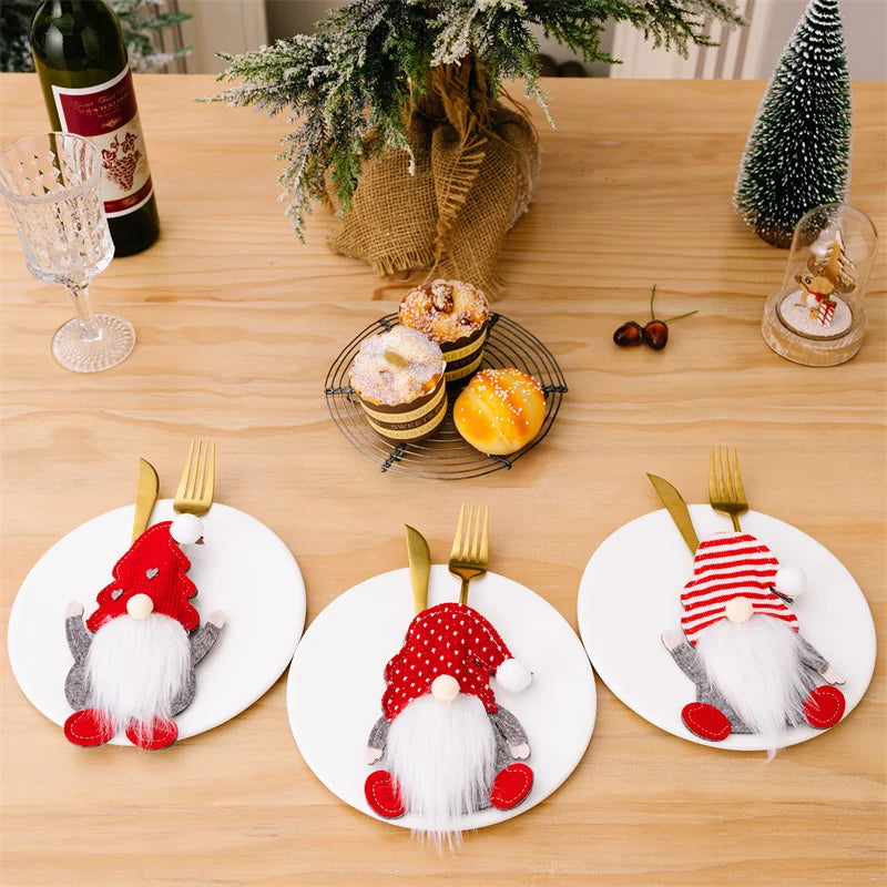 Axyaa Rudolph Christmas Cutlery Holder Set - Festive Tableware Decor
