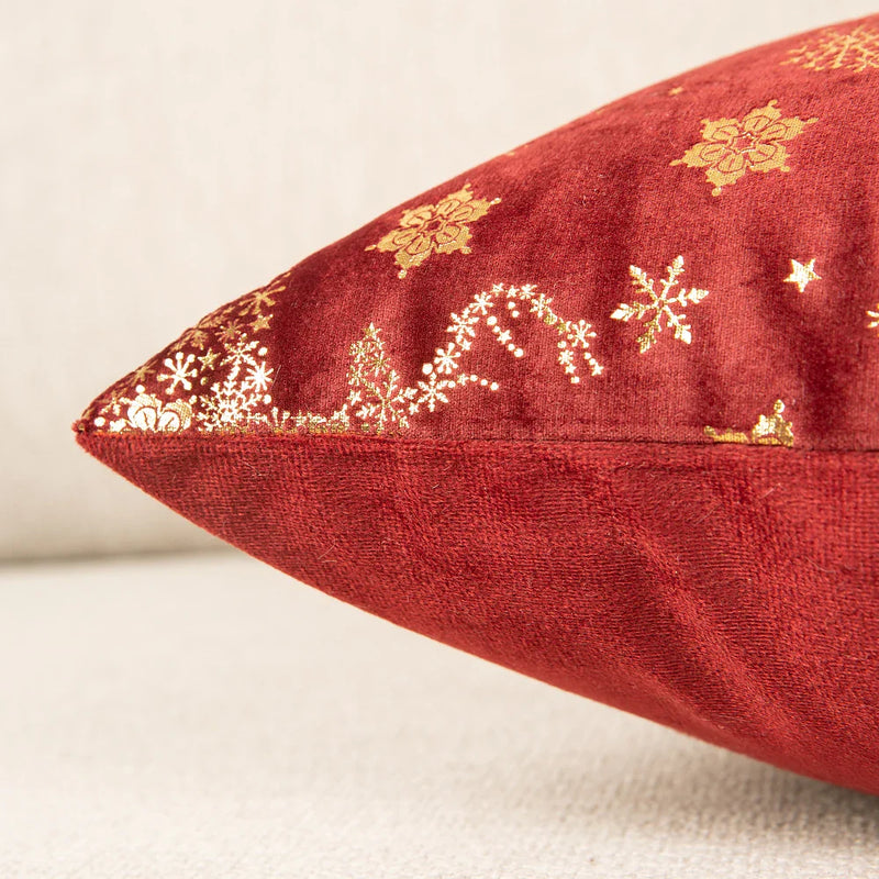 Axyaa Christmas Deer Snowflake Velvet Pillow Cover in Red Green, 30x50cm 45x45cm 50x50cm