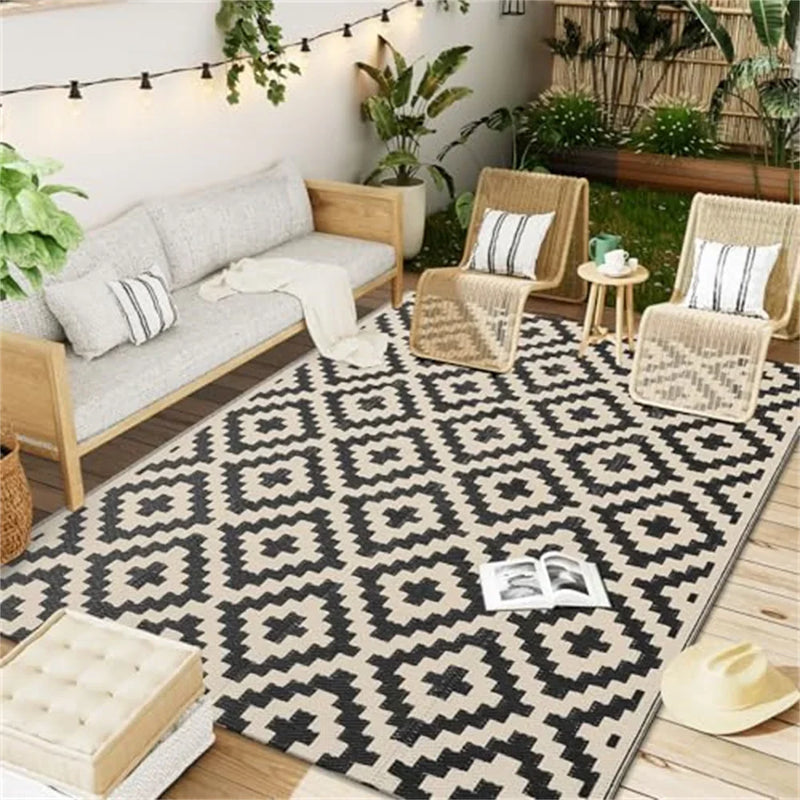 Axyaa Outdoor Straw Patio Rug - Waterproof and Durable for Camping and Picnics