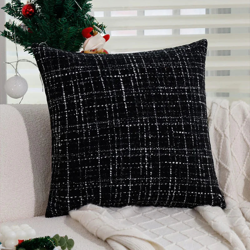 Axyaa Christmas Retro Black/Red Pillowcase 45x45cm for Home Decor