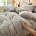 Axyaa Cozy Fleece & Velvet Bedding Set for Winter Comfort