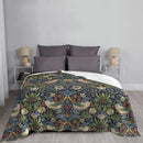 Axyaa Luxury Thief Pattern Throw Blanket for Babies