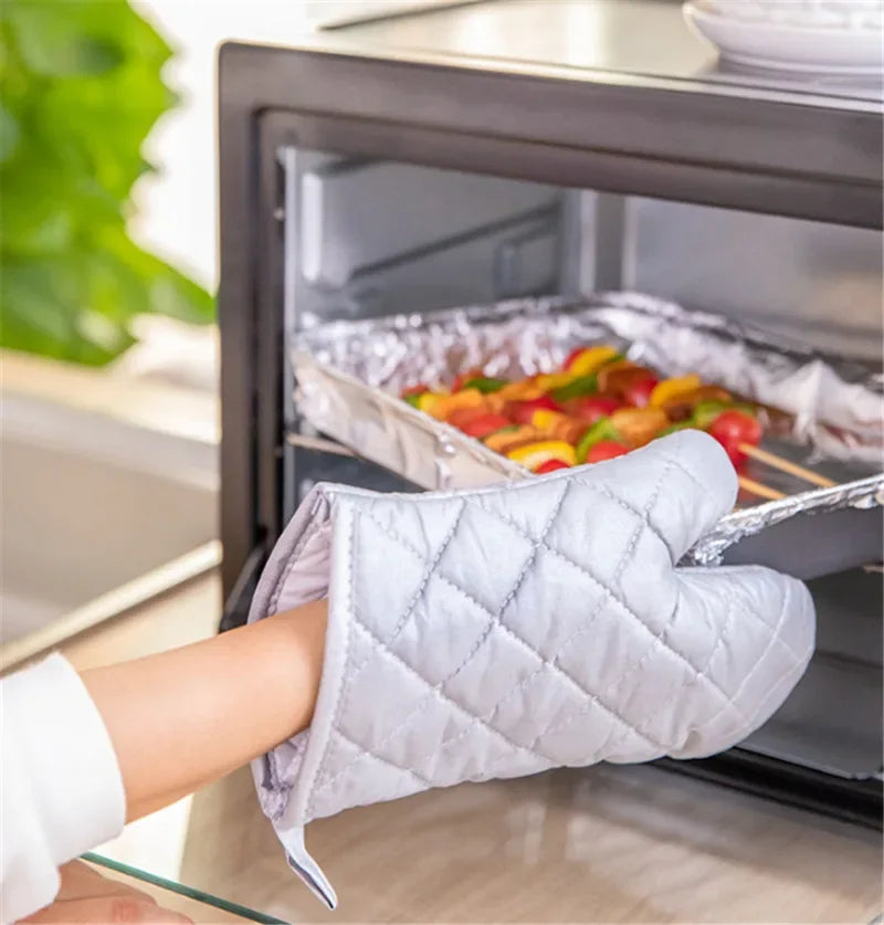 Axya Heat Resistant Kitchen Gloves for BBQ Microwave Oven Baking