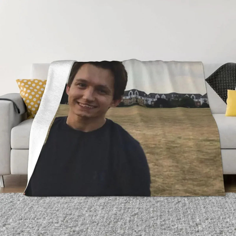 Axyaa Retros Blanket - Personalized Throw for Bed or Beach
